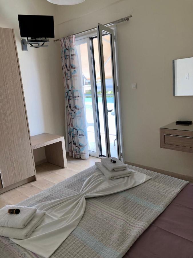 Agia Marina Angelica Studios And Apartments מראה חיצוני תמונה