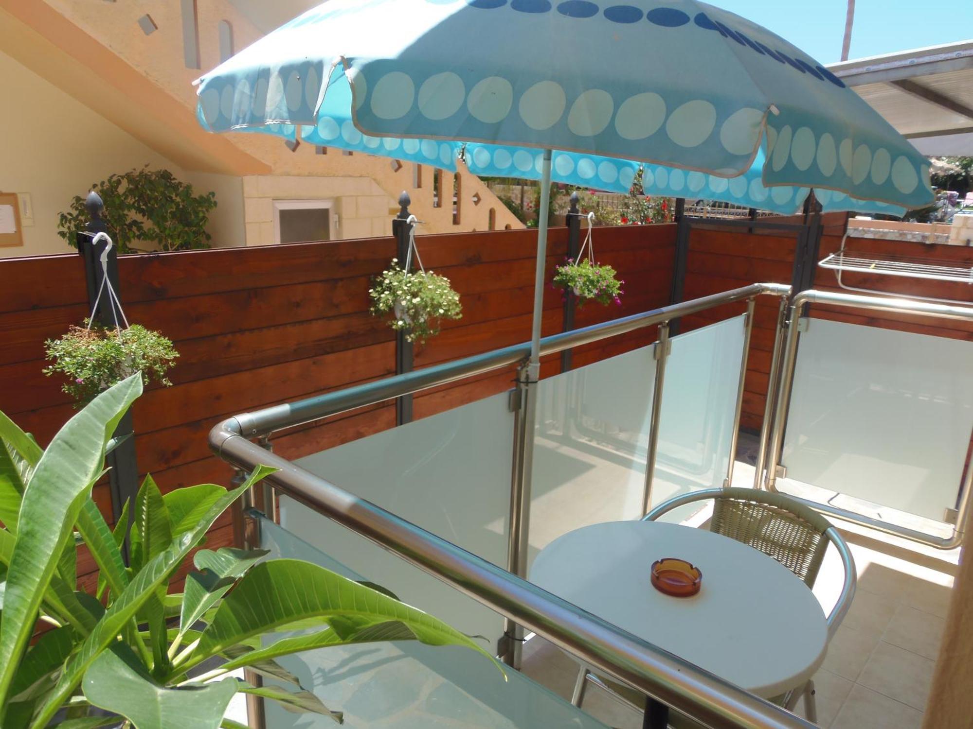 Agia Marina Angelica Studios And Apartments מראה חיצוני תמונה