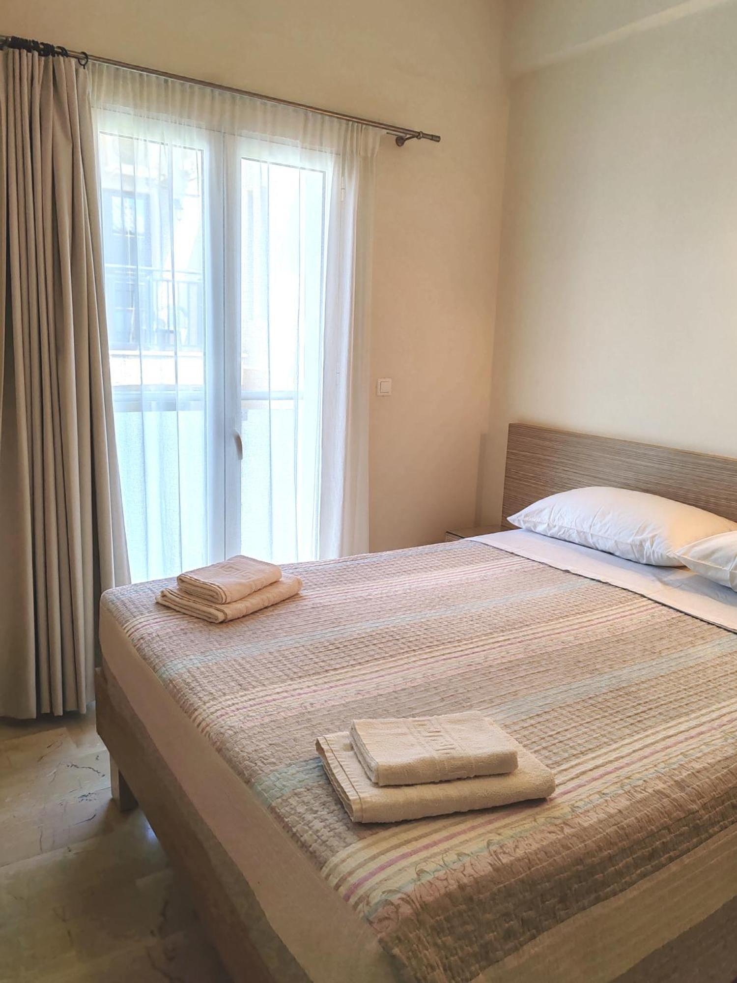 Agia Marina Angelica Studios And Apartments מראה חיצוני תמונה